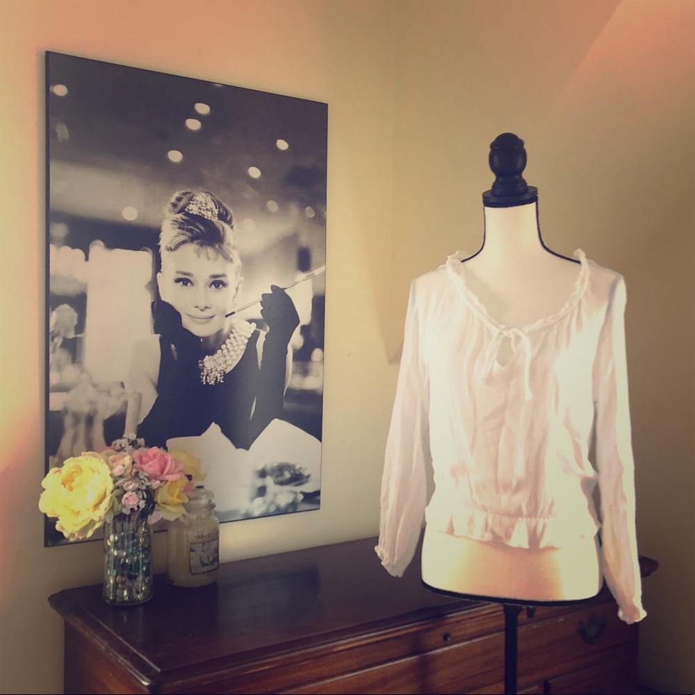 Hollister Peasant Top Sz Small - Picture 4 of 8